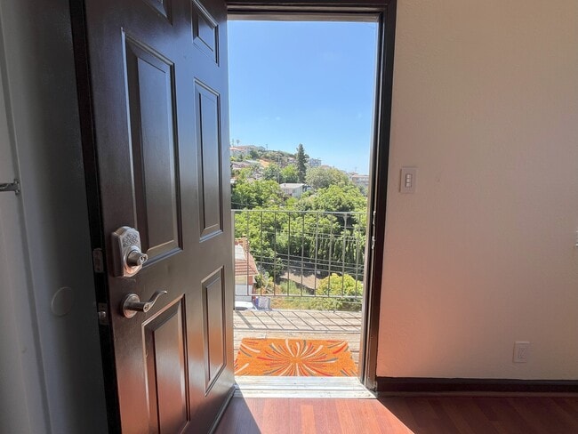 Foto del edificio - 2133 166th ave
