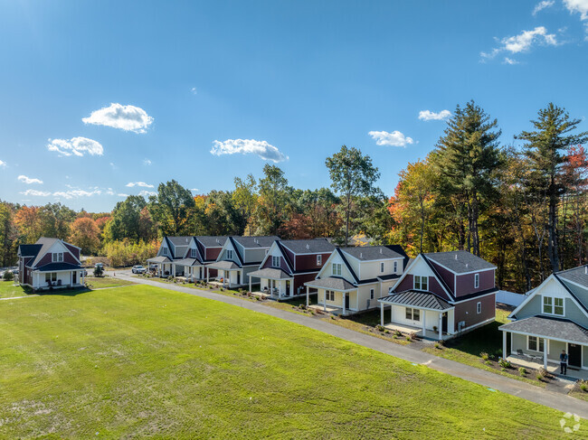 Building Photo - MCO Lancaster Cottages