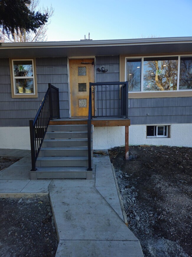 Foto del edificio - 1210 7th Ave S