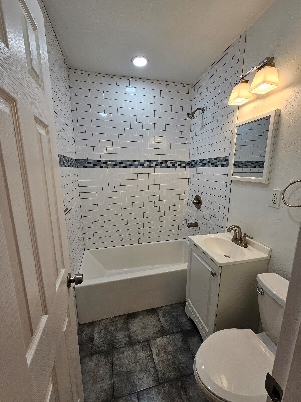 Foto del edificio - 215 42nd Ave NE