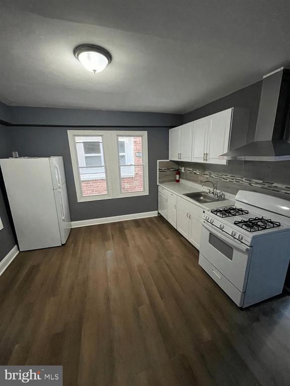 Building Photo - 2506 Tindaro Ter