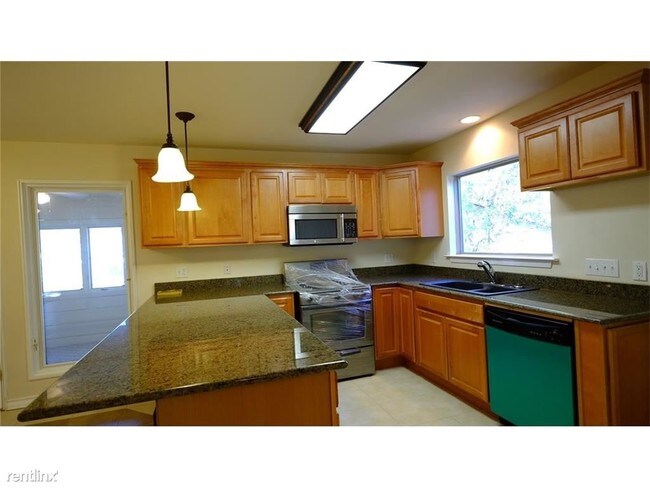 Foto del edificio - 409 Oat Meadow Dr