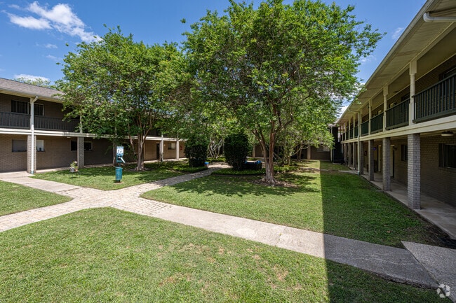 Building Photo - Lila Place