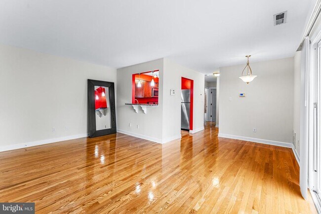 Foto del edificio - 4473 B St SE