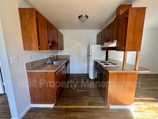 Foto del edificio - 315 S Main St