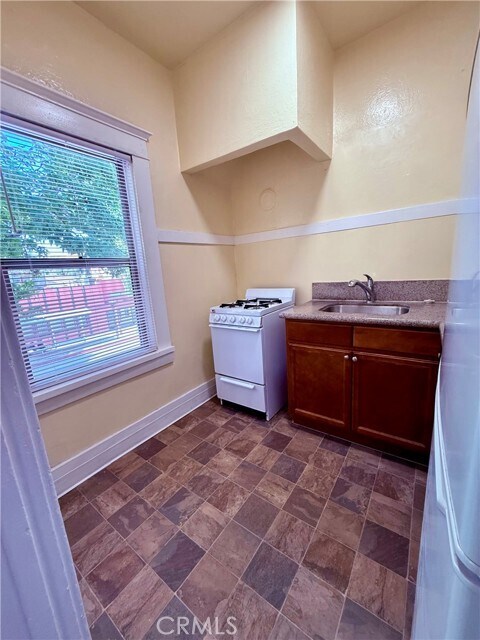 Foto del edificio - 406 Linden Ave