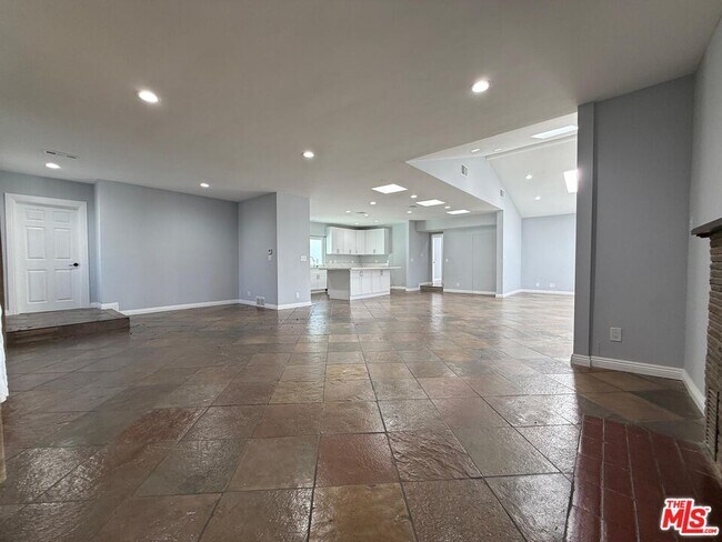 Foto del edificio - 15962 Gault St