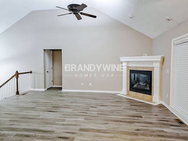 Foto del edificio - 803 SW Hilltop Ct