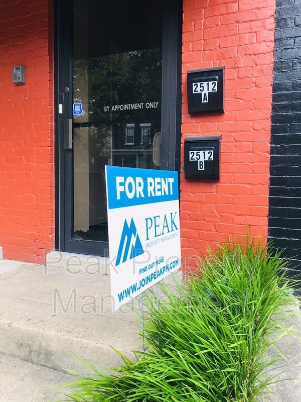 Photo - 2512 W Main St House