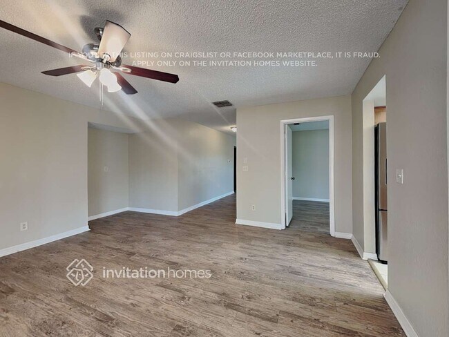 Foto del edificio - 1030 Oakwood Dr