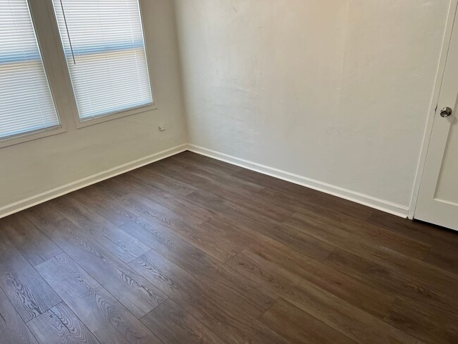 Building Photo - 3141 N Inyo St
