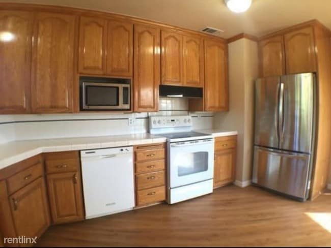 Building Photo - 3 br, 2 bath House - 5150 Sunnyside Drive