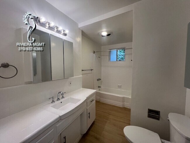 Foto del edificio - 3 BEd 1.75 Bath House in South Redondo Beach.