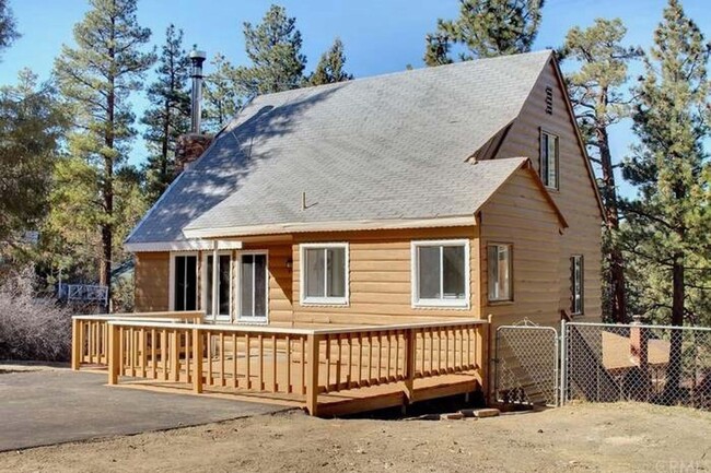 Foto del edificio - Quiet Big Bear Home