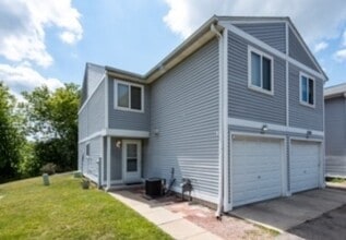 Building Photo - 525 Meadow Green Ln