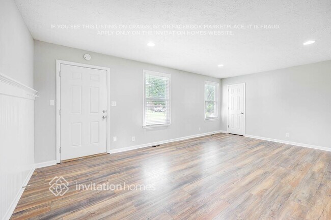 Foto del edificio - 108 Redondo Ct S