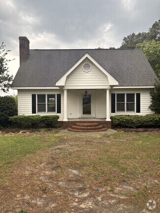 Building Photo - 19370 NC-210