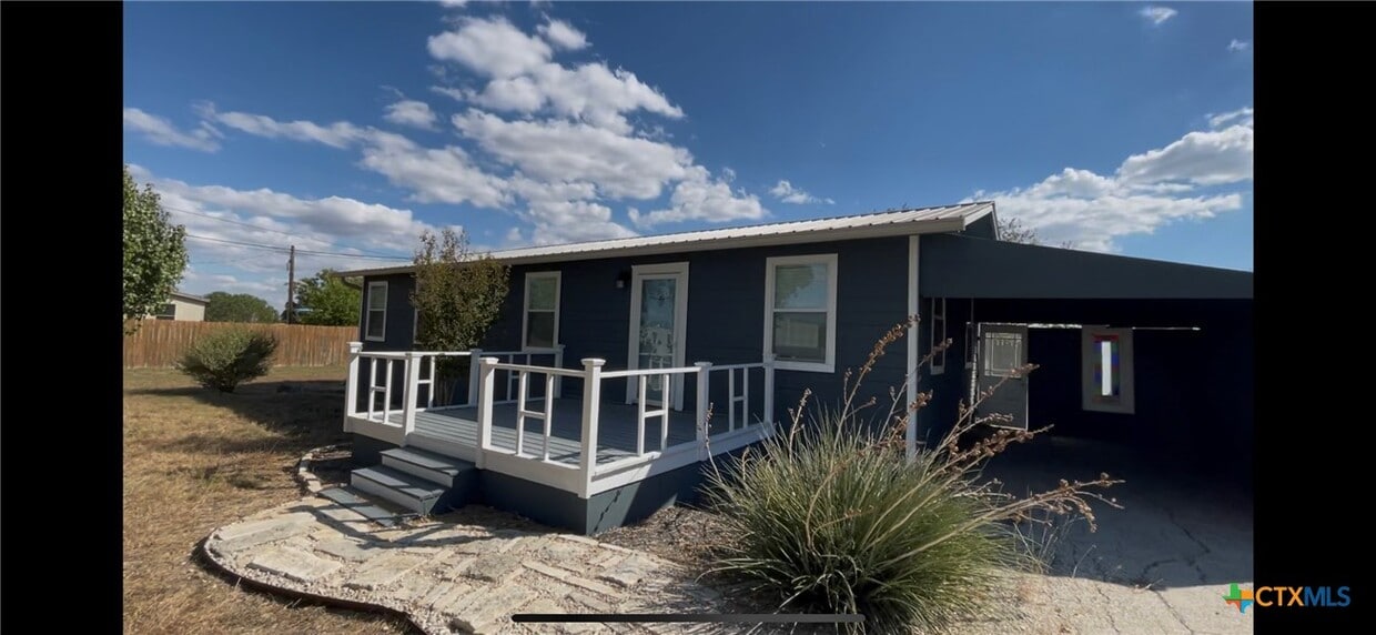 Primary Photo - 761 Geronimo Dr