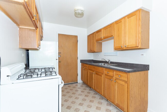 Foto del edificio - 4913-4913 Church