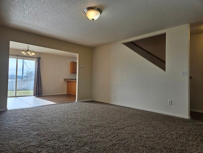 Foto del edificio - 3501 Sage Rd