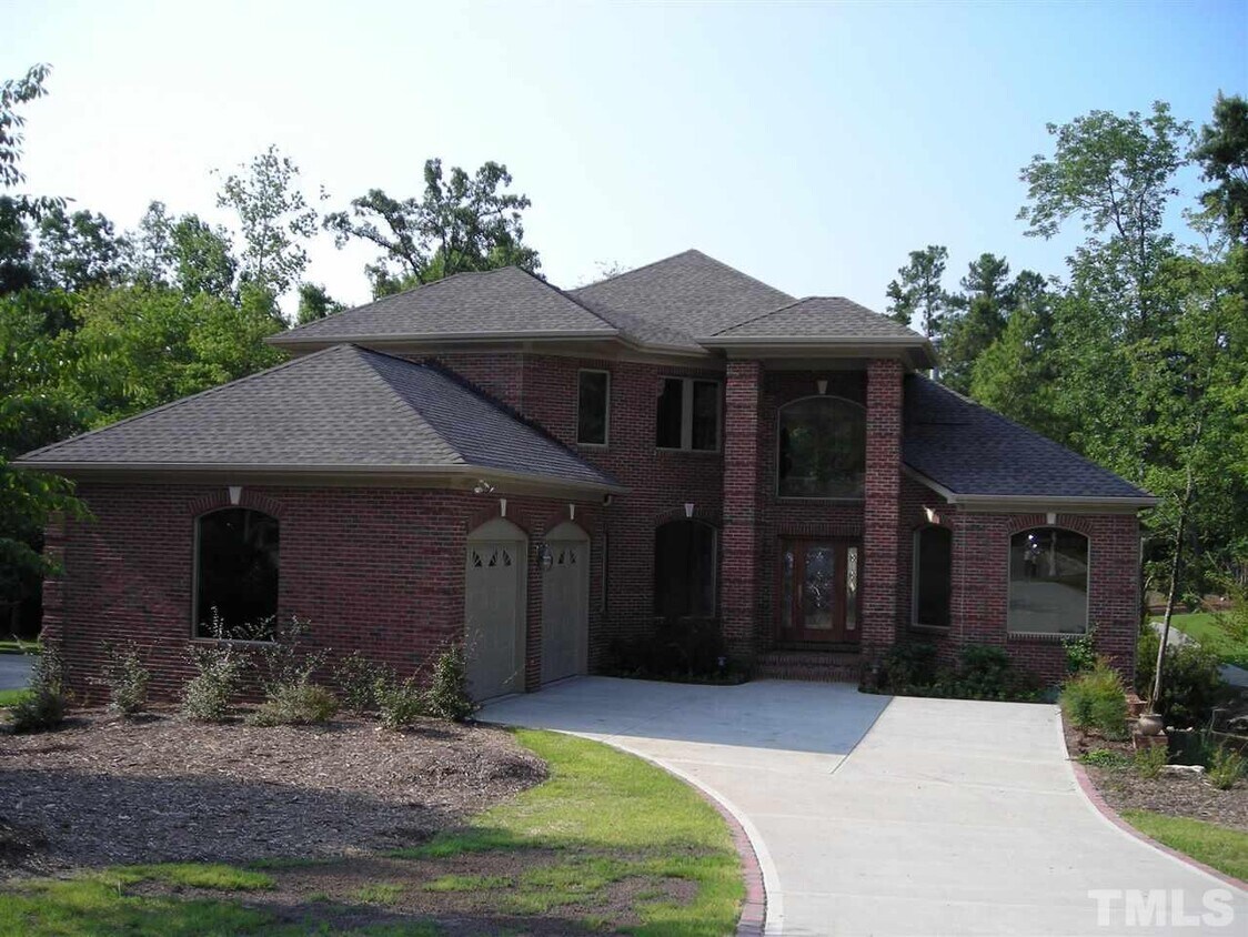 Foto principal - 3426 Fairway Ln