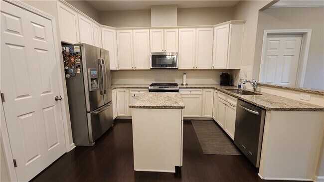 Foto del edificio - 3585 Ashcroft Dr SE