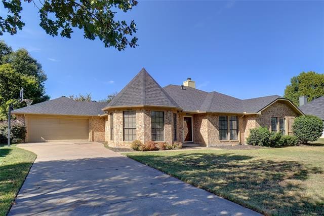 Building Photo - 2994 Lake Dr