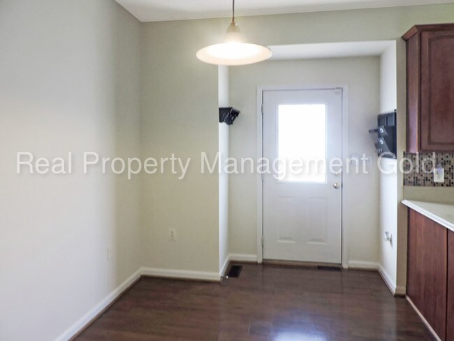 Building Photo - 7029 Chadds Ford Dr