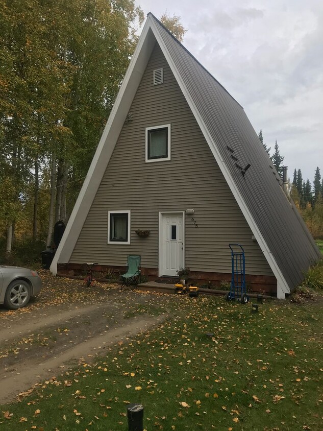 Foto principal - 2bd, 1 bath A-Frame Available for Rent! Fu...