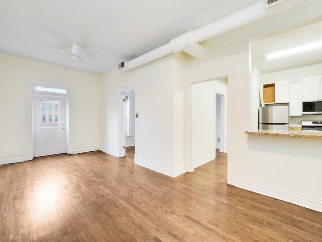 Photo - 1359 N Wells St Apartment