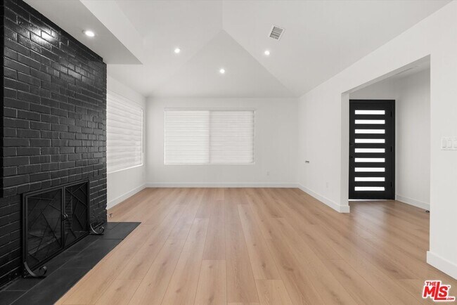 Foto del edificio - 3097 Manning Ave