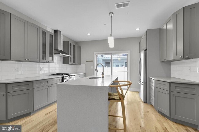 Foto del edificio - 1644 N 2nd St