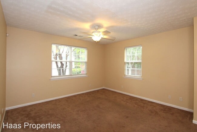 Building Photo - 2 br, 2 bath House - 306 West Oaks Trail