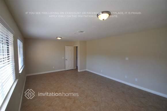Building Photo - 5017 Castle Pine Ct