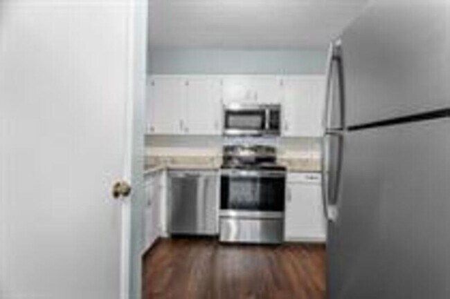 Building Photo - 1 NW O'Brien Rd