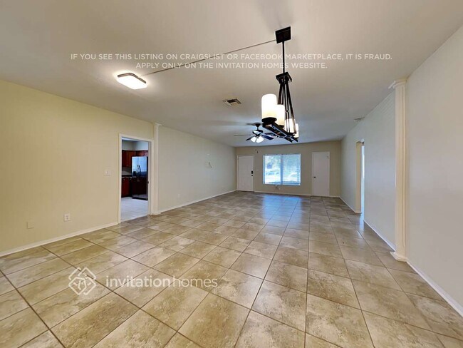 Foto del edificio - 7508 Jewel Ave