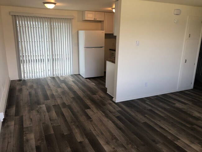 Foto del edificio - 1143 W Cascade Ave