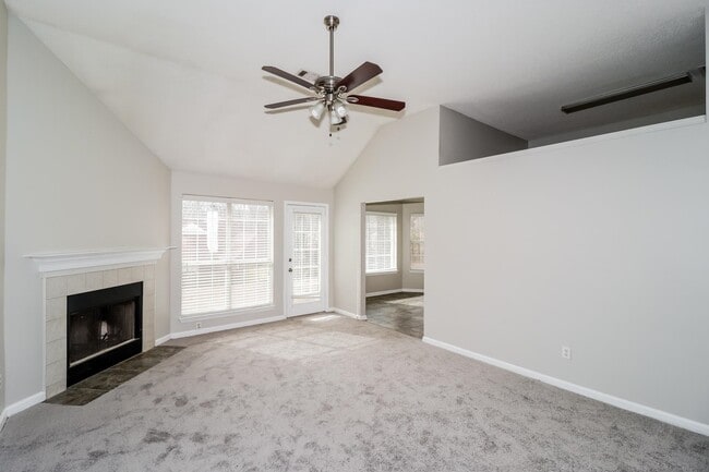 Building Photo - 5591 Autumn Valley Dr