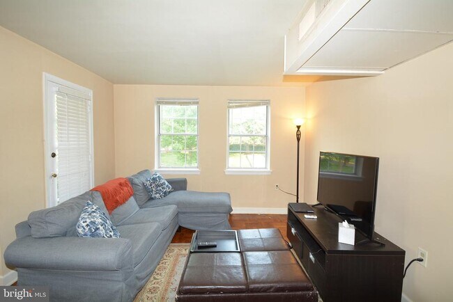 Foto del edificio - 6628 E Wakefield Dr