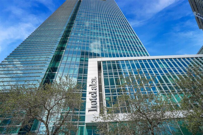 Foto del edificio - 1395 Brickell Ave