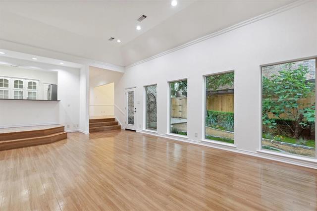 Foto del edificio - 4004 Cochran Heights Ct