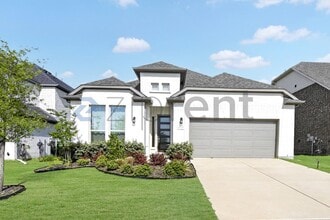 Building Photo - 4112 Dunlap Dr