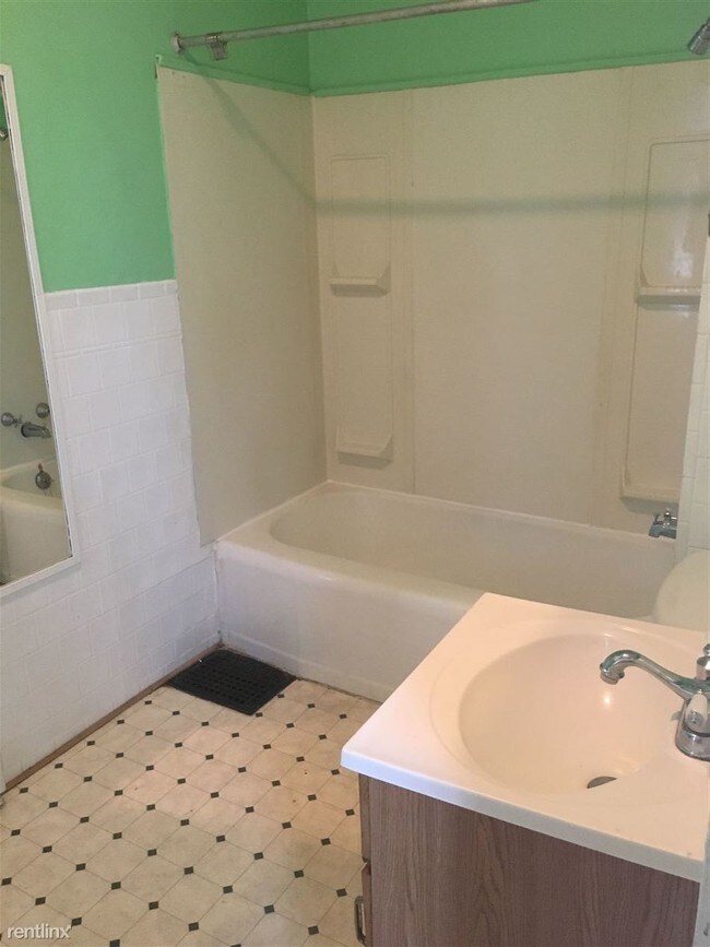 Foto del edificio - 311 W Mason St