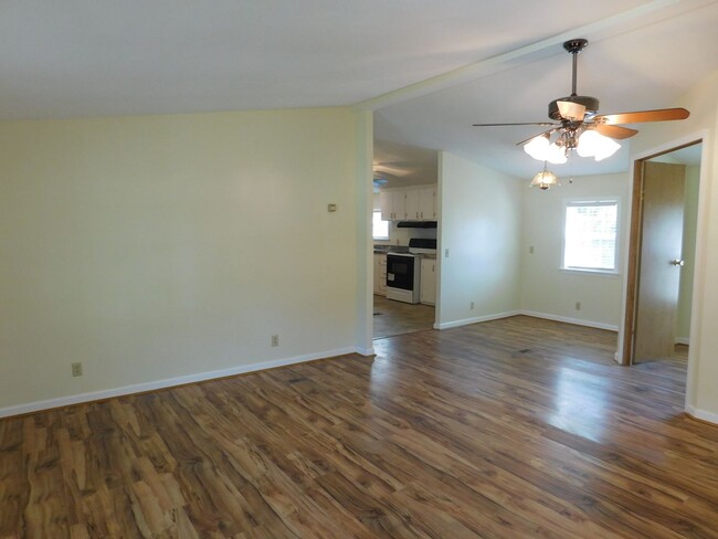 Building Photo - 309 Rocky Run Rd