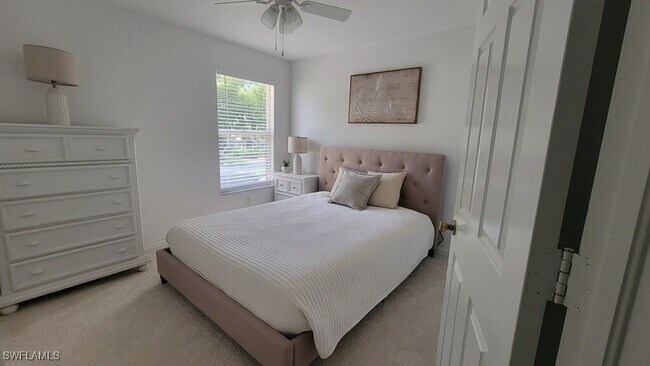 Foto del edificio - 341 Emerald Bay Cir