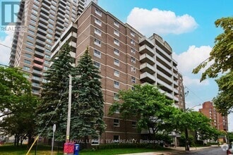 Building Photo - 110-1110 Forward Ave