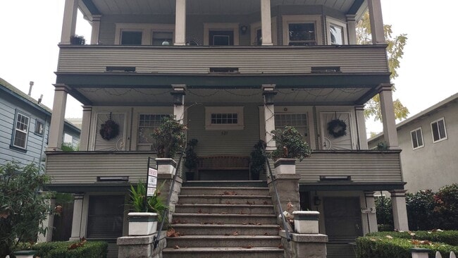 Foto del edificio - 521 T St