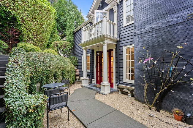 Foto del edificio - 1435 Newport Way