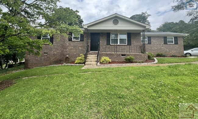 Building Photo - 8501 Maplewood Trail