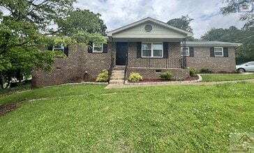 Building Photo - 8501 Maplewood Trail